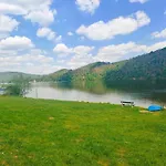 - ždáň * Slapy (Prague-West)